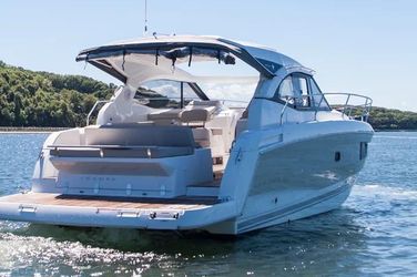 37' Jeanneau 2018 Yacht For Sale